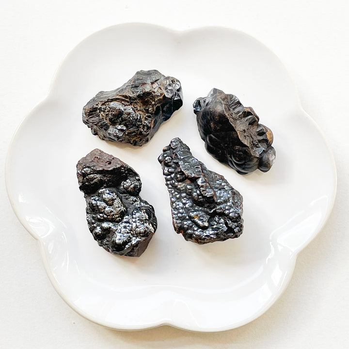 hematiet grijze ruwe steen/brok edelstenen edelsteen mineralen