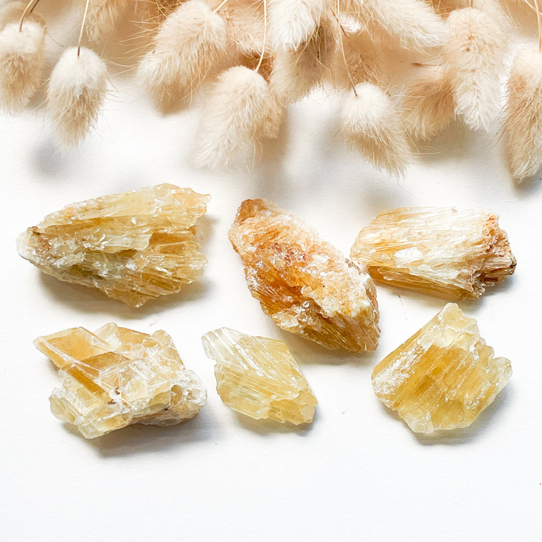 Honing calciet gele ruwe brok steen edelsteen mineraal