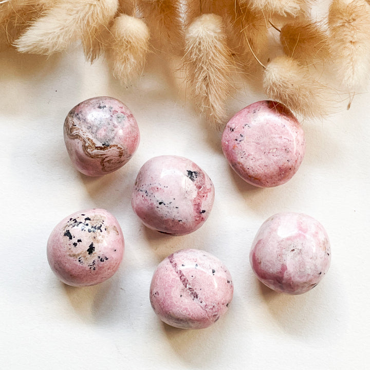 rhodoniet roze knuffelsteen trommelsteen edelsteen