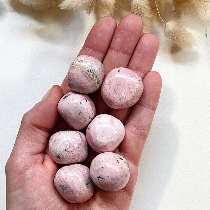 rhodoniet roze knuffelsteen trommelsteen edelsteen
