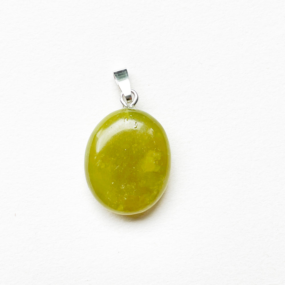 serpentijn limegroene edelsteen hanger edelsteenhanger 925 sterling zilver sieraad juweel