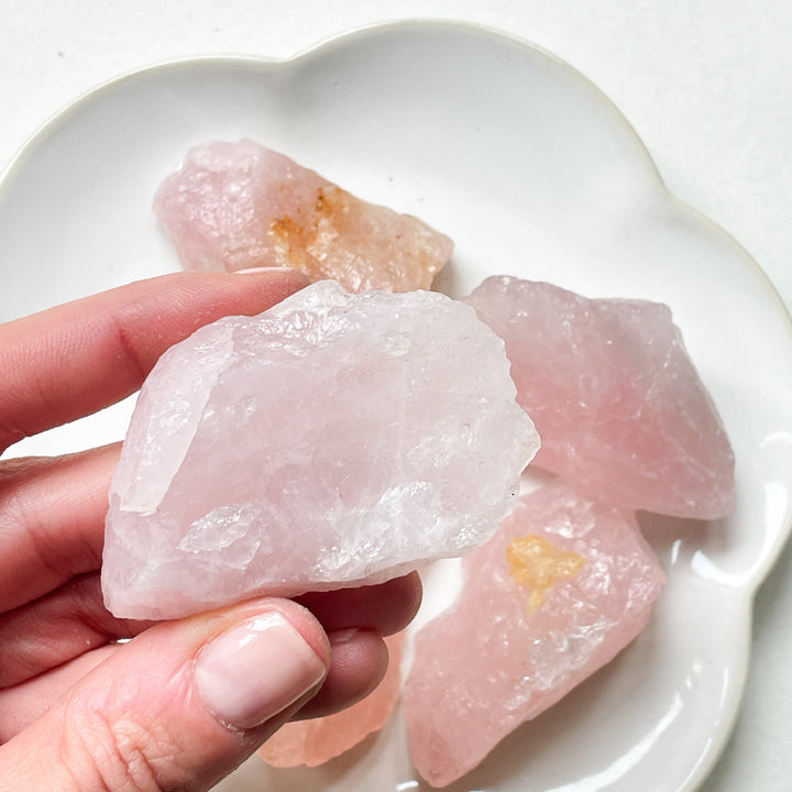 rozenkwarts roze ruwe steen brok edelsteen edelstenen kopen
