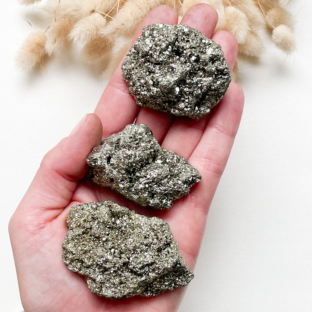 pyriet fools gold ruwe steen brok edelsteen goud