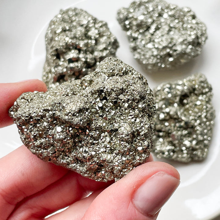 pyriet fools gold ruwe steen brok edelsteen goud