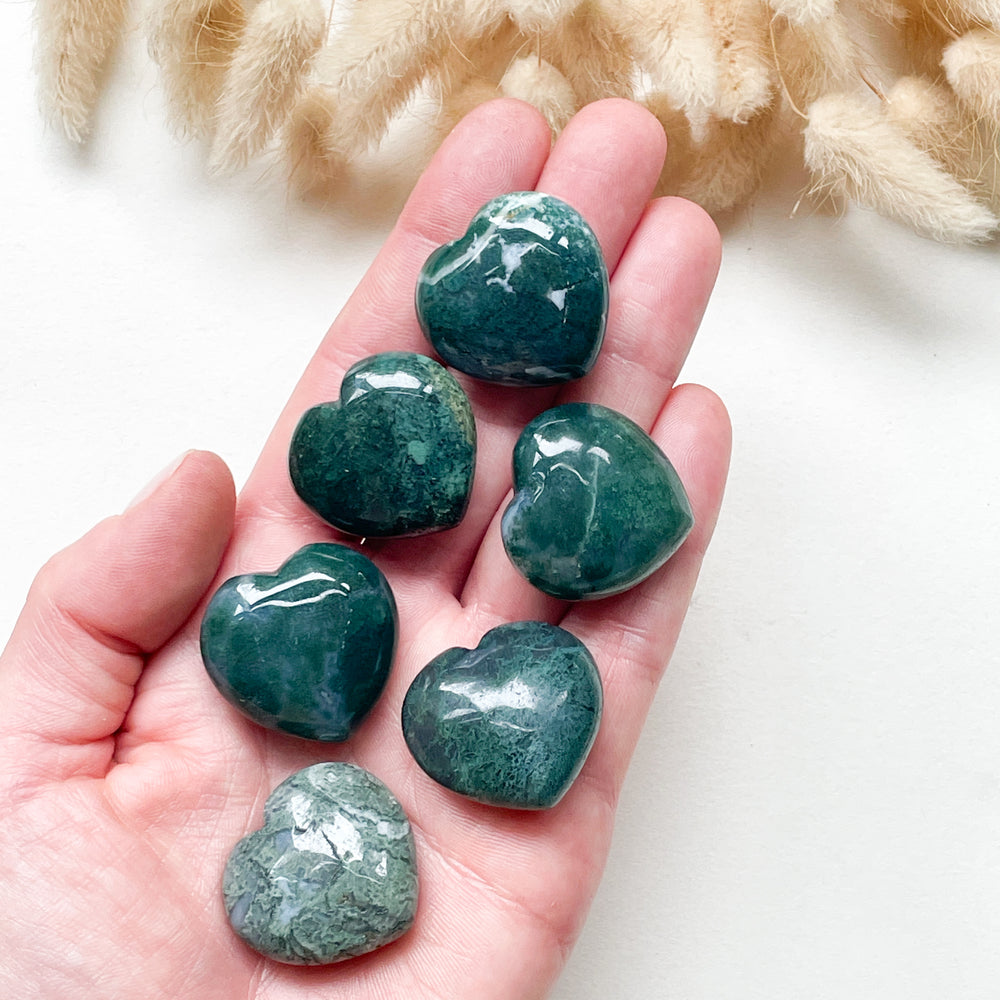 mosagaat groene edelsteen hart edelstenen hartje mineralen