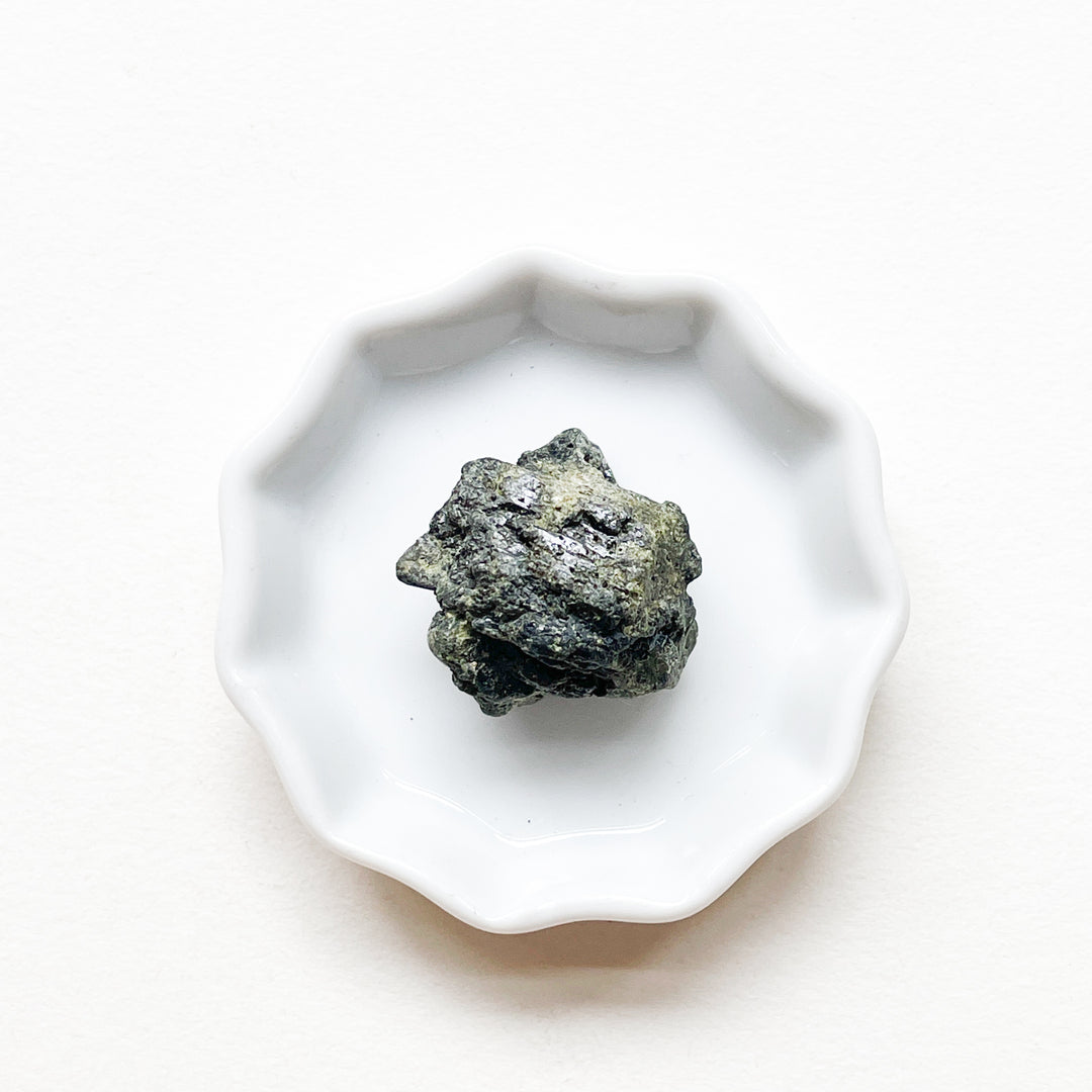 epidoot groene ruwe steen brok  edelsteen mineralen edelstenen kopen
