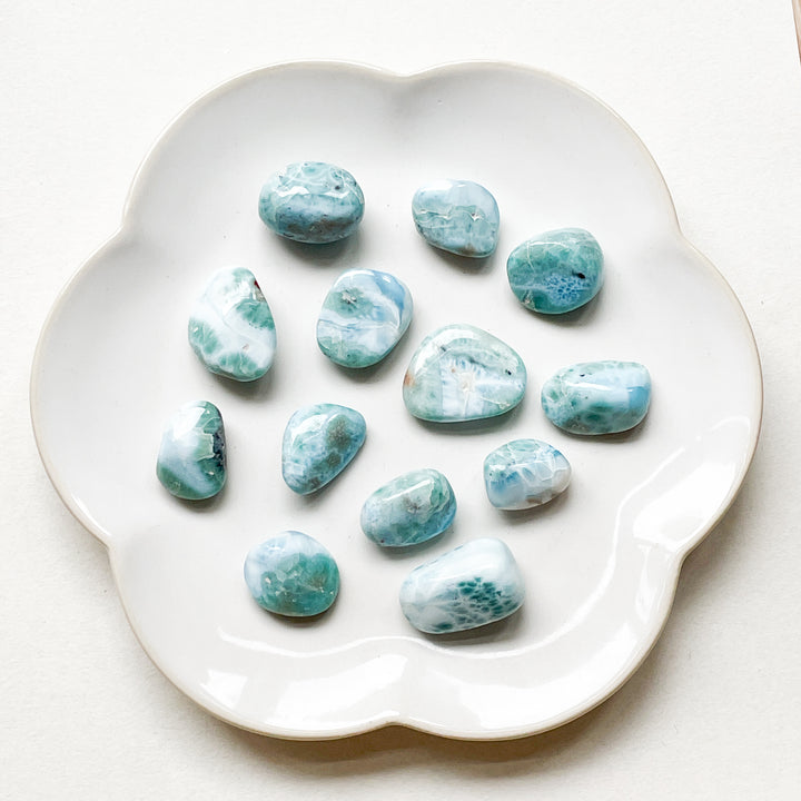 larimar gepolijste steen edelsteen knuffelsteen trommelsteen