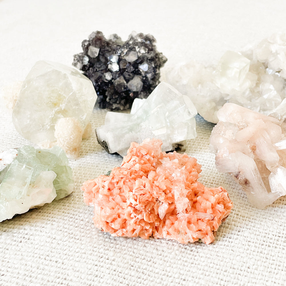 Apofyliet met Stilbiet cluster edelsteen ruwe steen india mineralen