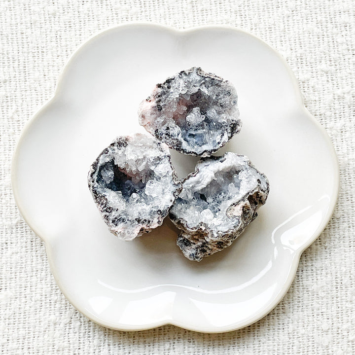 chalcedoon geode ruwe brok steen edelsteen 