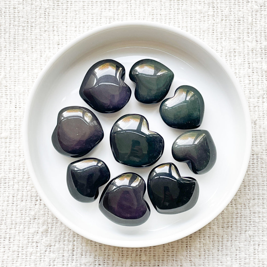 obisidiaan regenboog hart edelsteen sculptuur