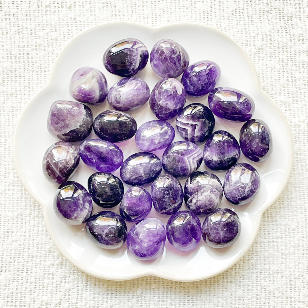 amethist paarse edelsteen trommelsteen knuffelsteen