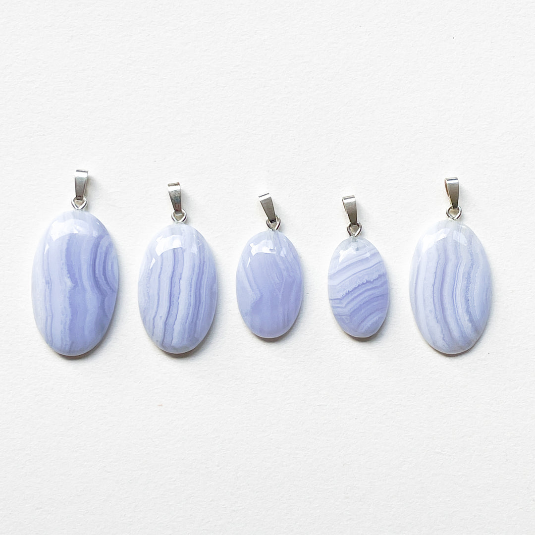 Pendentif premium en calcédoine bleu clair (argent sterling 925)
