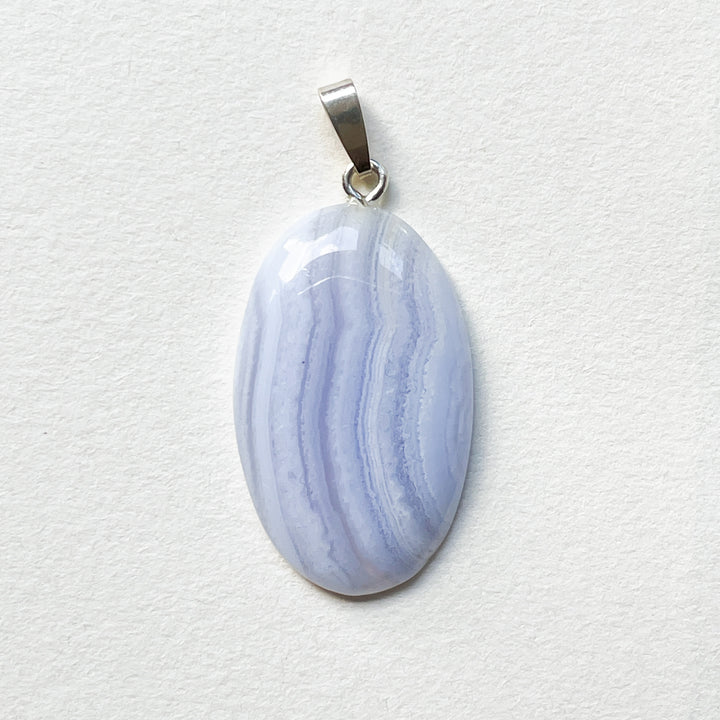 Pendentif premium en calcédoine bleu clair (argent sterling 925)