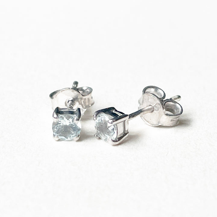 aquamarijn edelsteen oorbellen oorknoppen 4mm studs