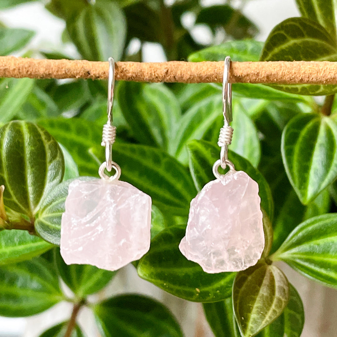 rozenkwarts roze edelsteen oorbel ruw zilver 925 sterling zilver
