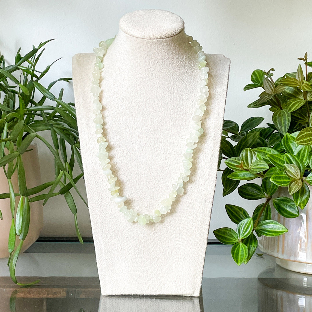 serpentijn groene jade edelsteen splitketting ruw RVS stainless steel