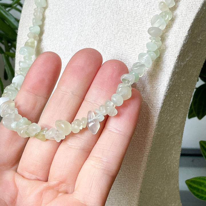 serpentijn groene jade edelsteen splitketting ruw RVS stainless steel