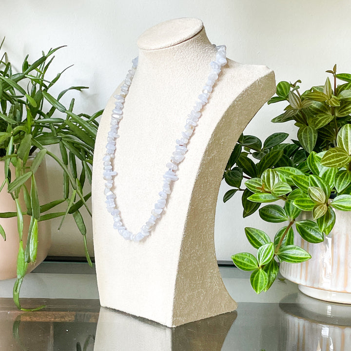 chalcedoon blauwe edelsteen splitketting ruw RVS stainless steel