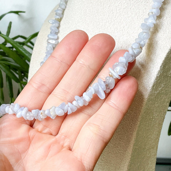 chalcedoon blauwe edelsteen splitketting ruw RVS stainless steel