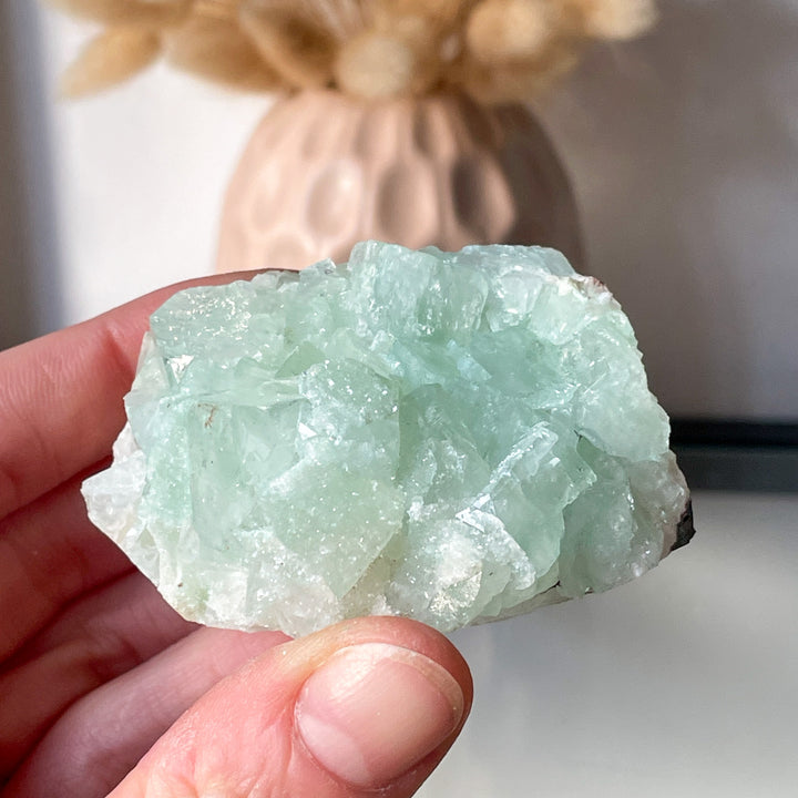 apofyliet groene cluster edelsteen mineraal