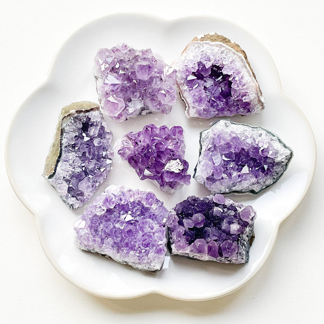 amethist ruwe kristal edelsteen mineraal geode