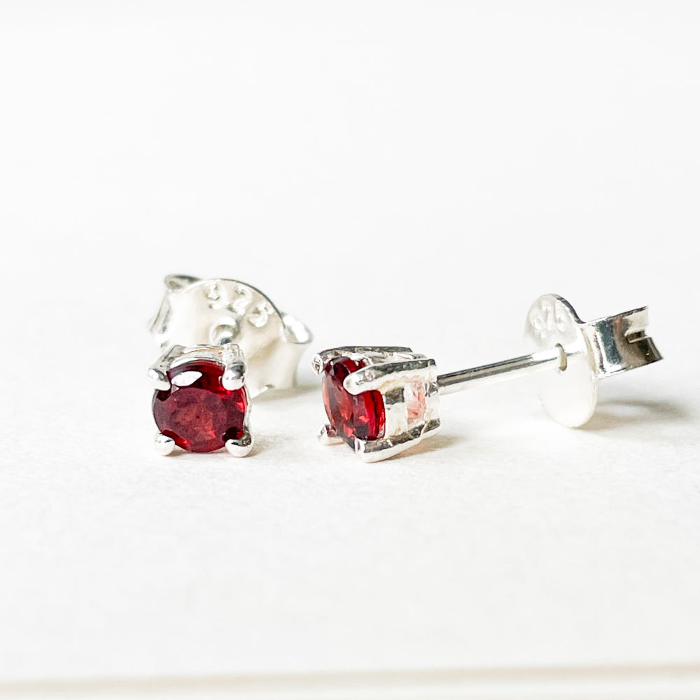 granaat edelsteen oorbellen oorknoppen 4mm studs