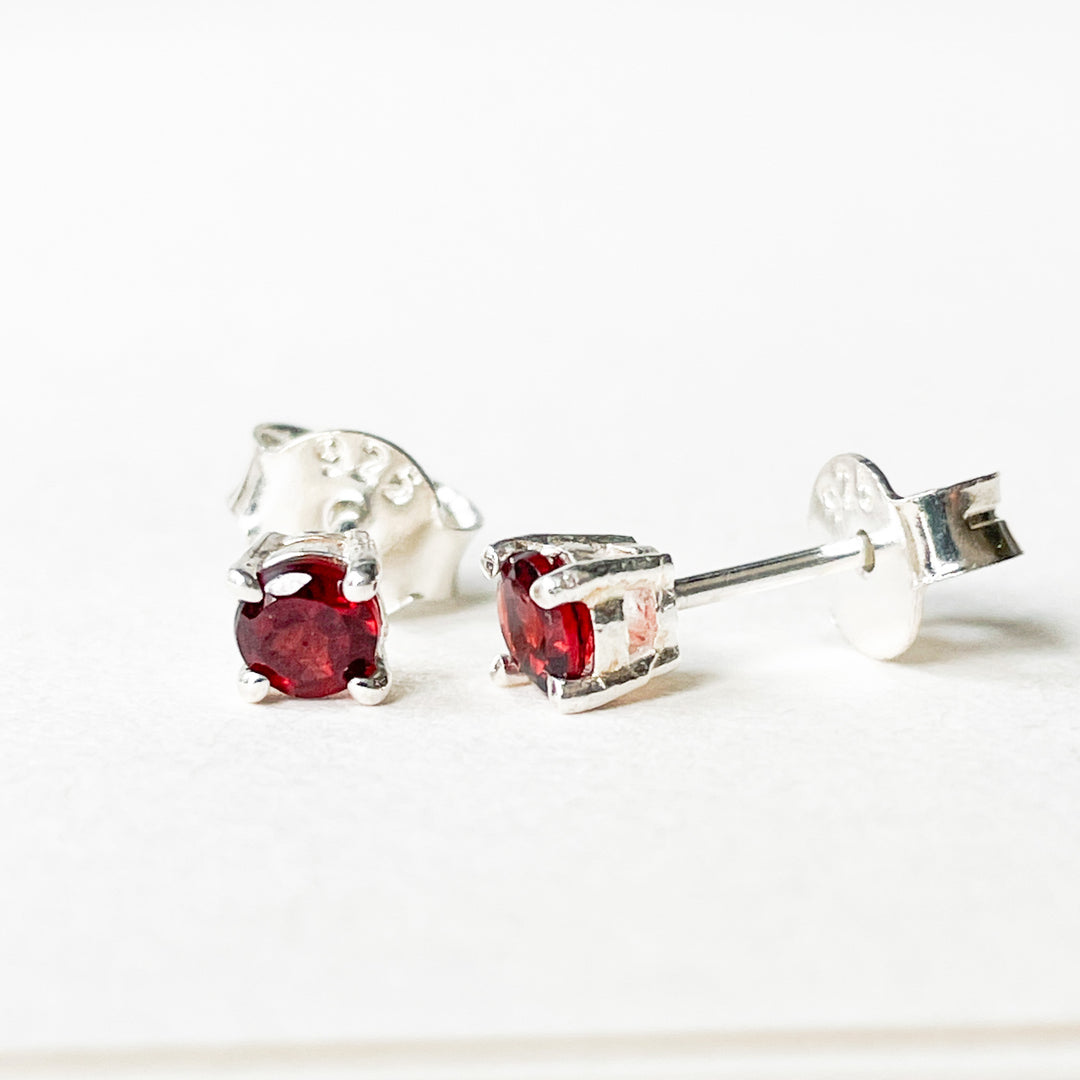 granaat edelsteen oorbellen oorknoppen 4mm studs