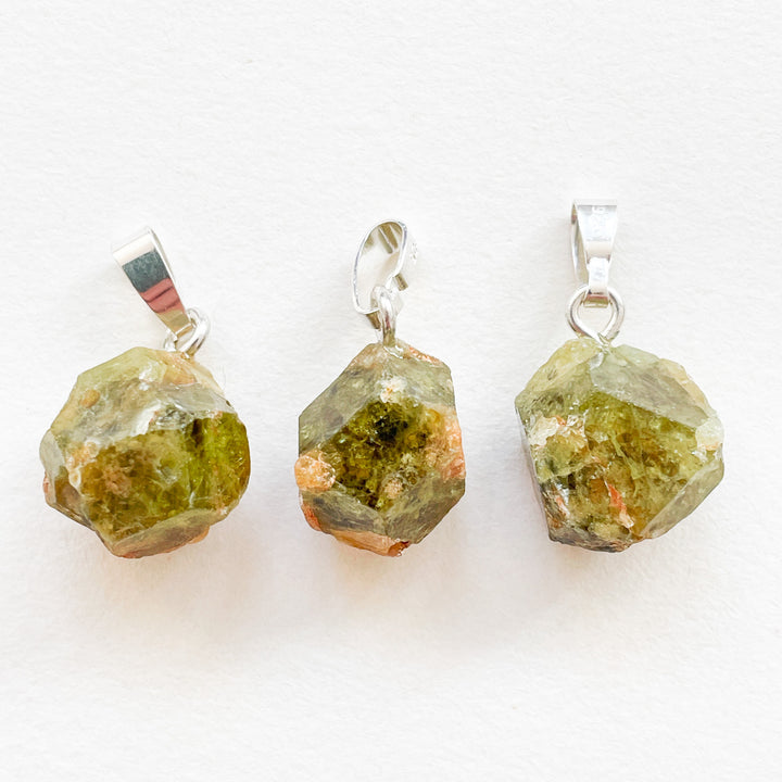 grossular granaat groene premium hanger 925 sterling zilver edelstenen mineralen edelsteenhanger