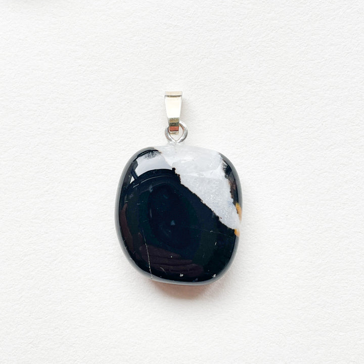 sardonyx onyx sard zwart wit bruin edelsteen hanger edelstenen sieraden juwelen 925 sterling echt zilver