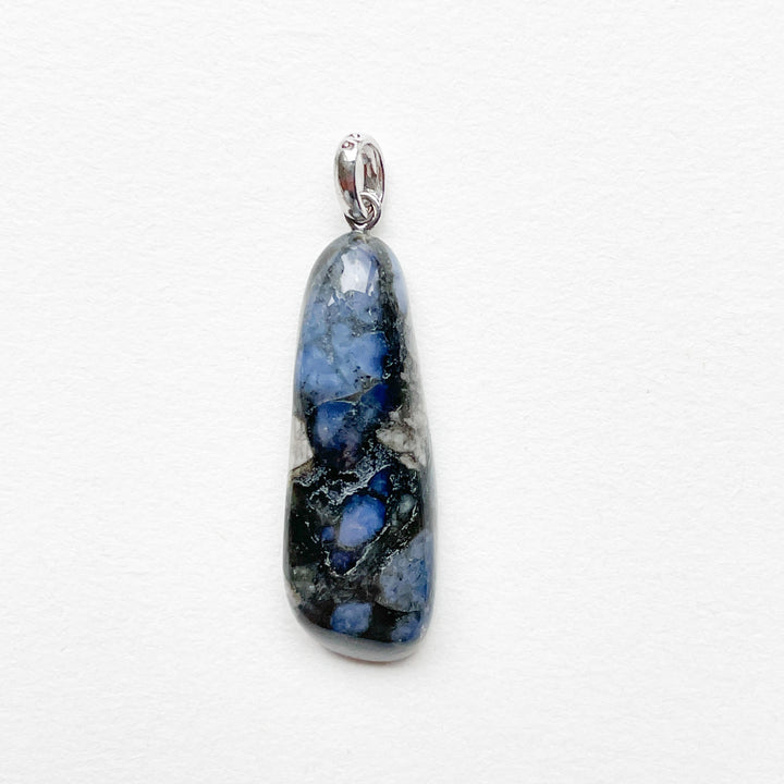 rhyoliet blue spot stone edelsteen hanger 925 sterling zilver