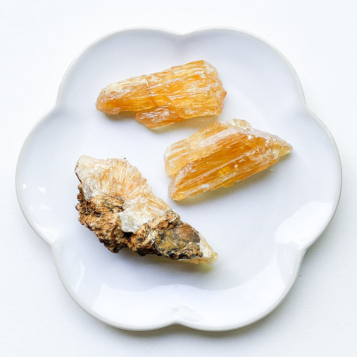 Honing calciet gele ruwe brok steen edelsteen mineraal
