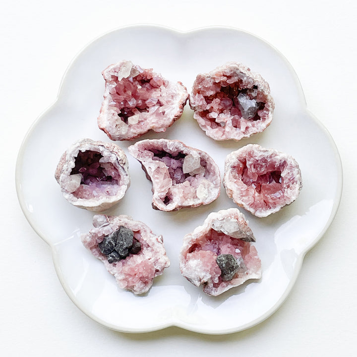 Roze amethist patagonie ruwe steen brok edelstenen mineralen 