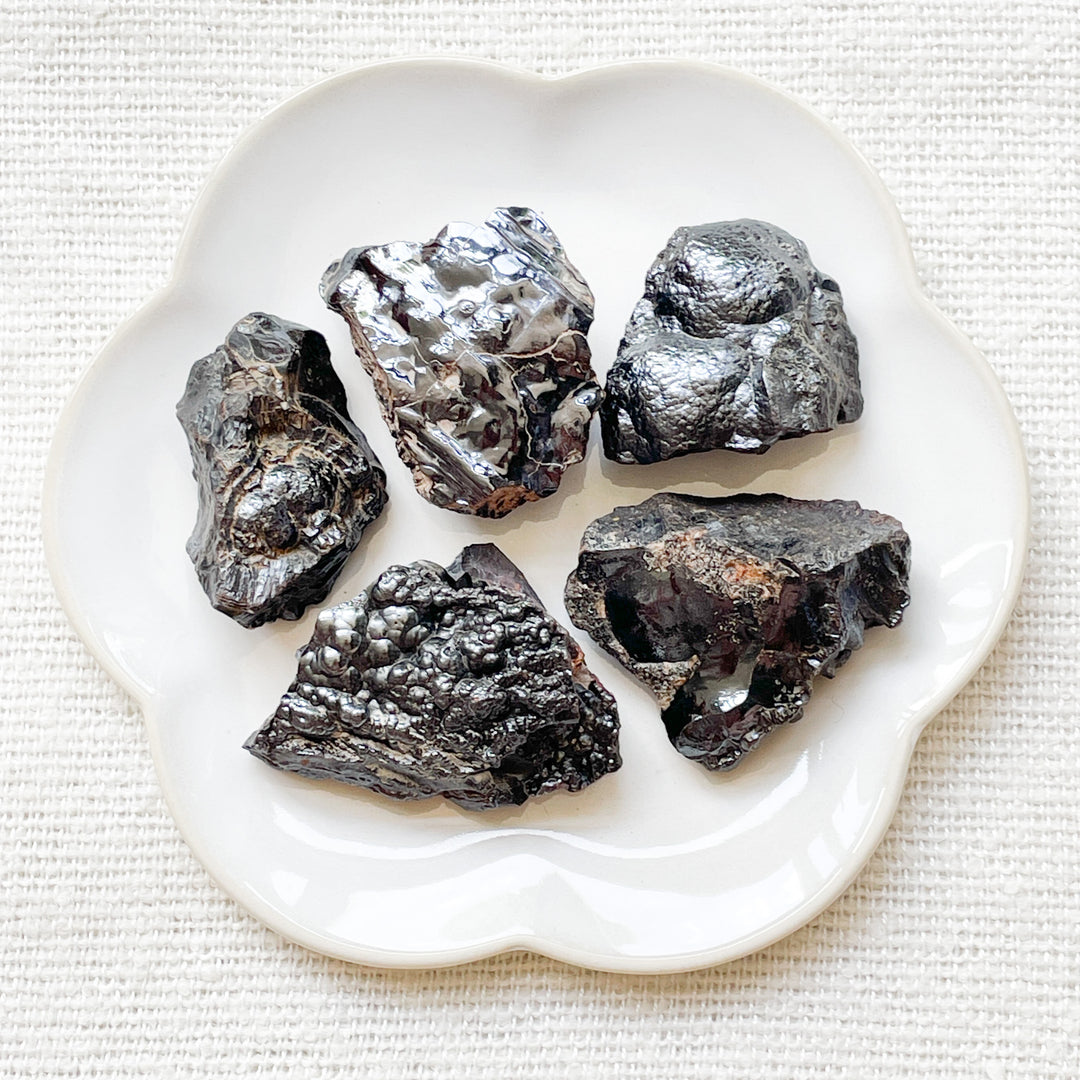 hematiet grijze ruwe steen/brok edelstenen edelsteen mineralen