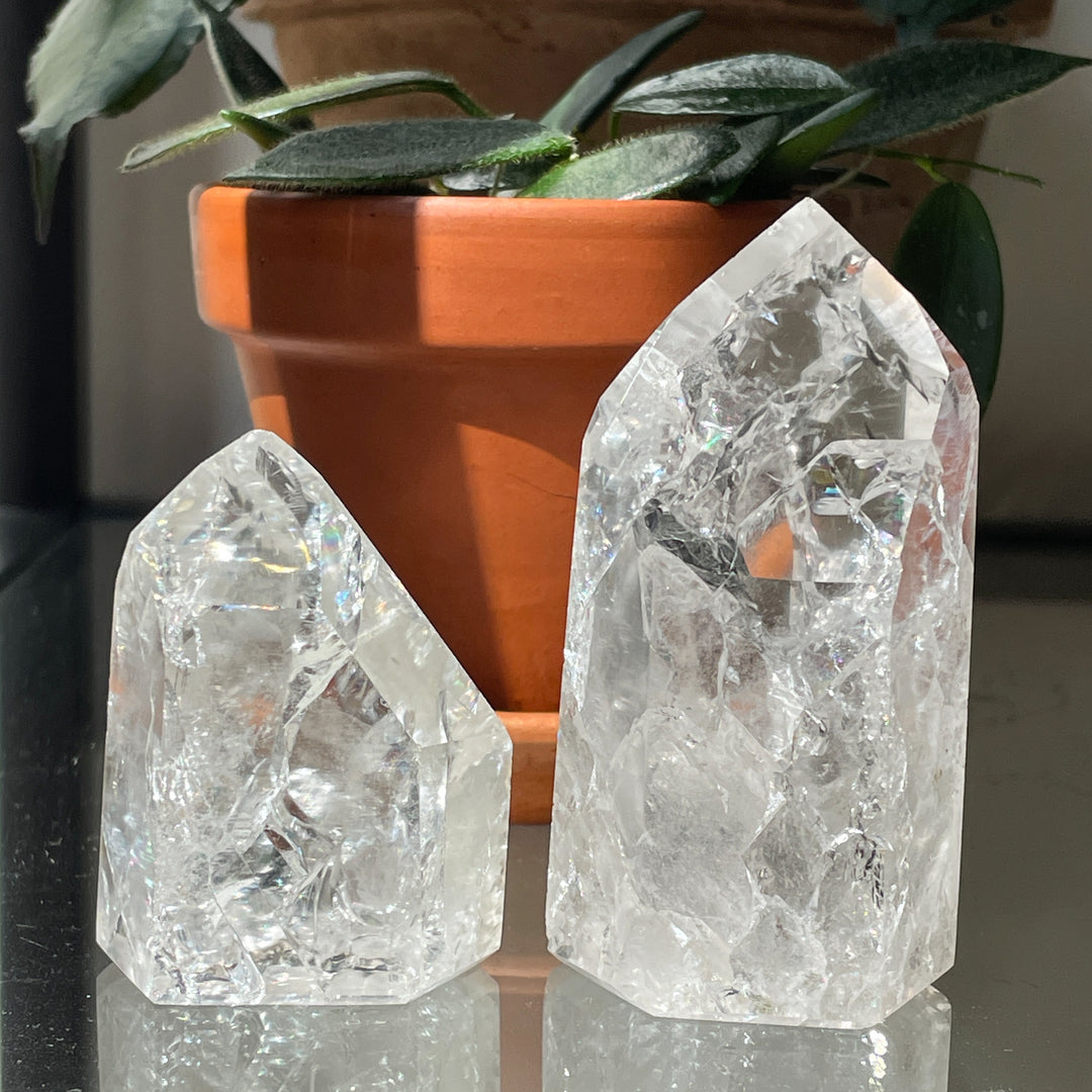 bergkristal fire & ice transparante toren sculptuur freeform edelsteen edelstenen mineralen