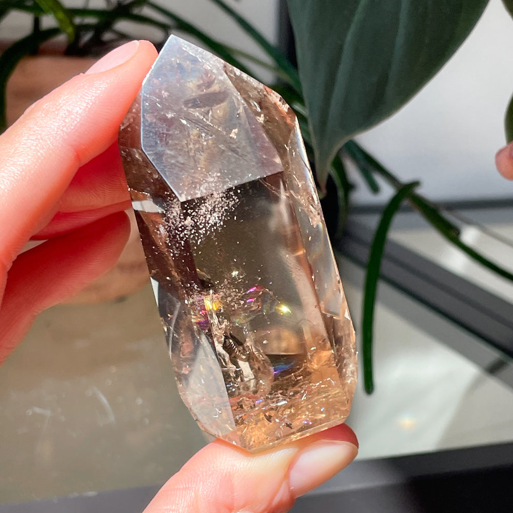 smokey citrien gele bruine gepolijste toren sculptuur freeform mineralen edelstenen