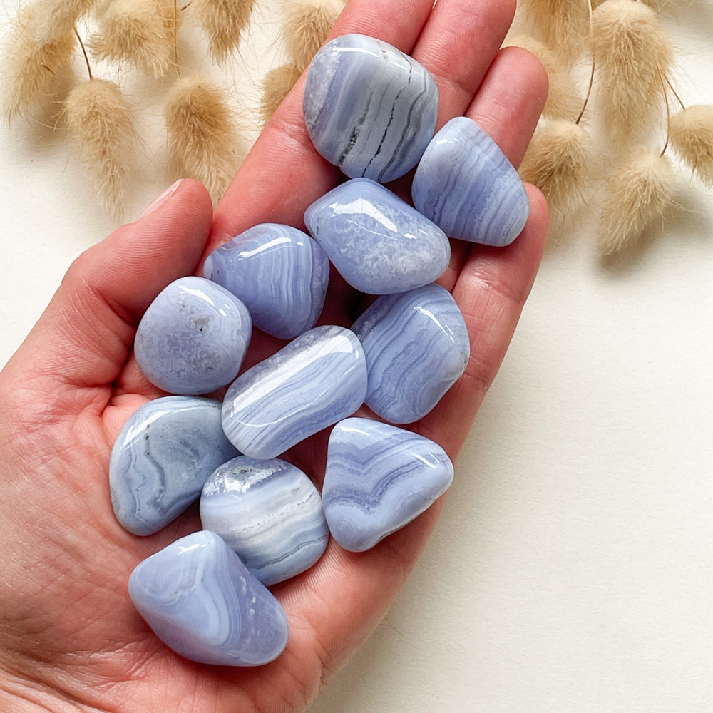 chalcedoon blauwe blue lace edelsteen trommelsteen knuffelsteen