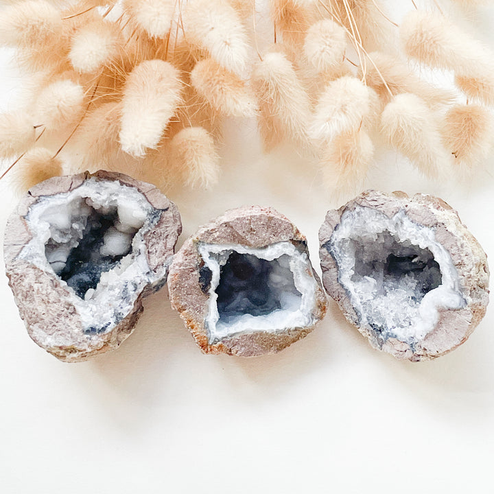 Chalcedoon grijze ruwe brok steen edelsteen mineraal