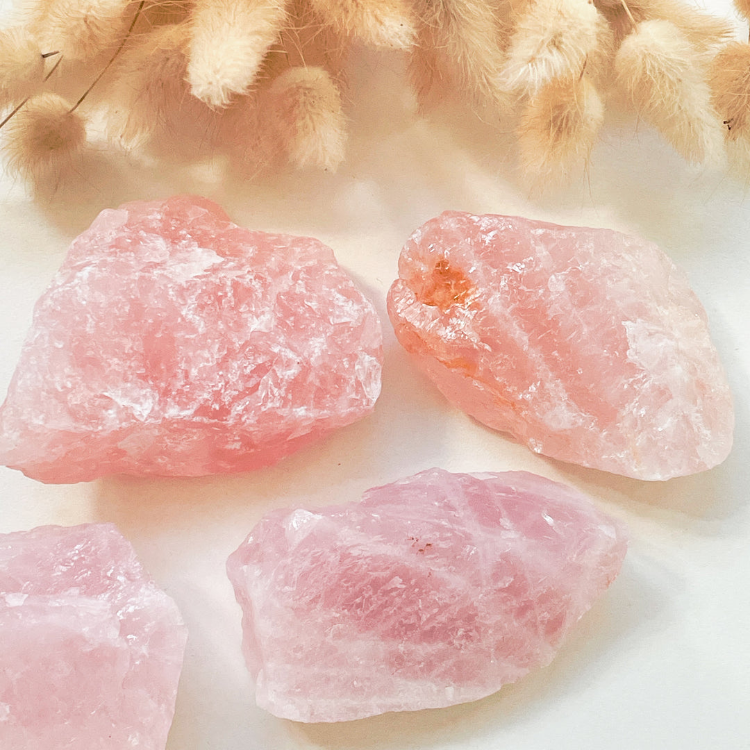 rozenkwarts roze ruwe steen brok edelsteen edelstenen kopen