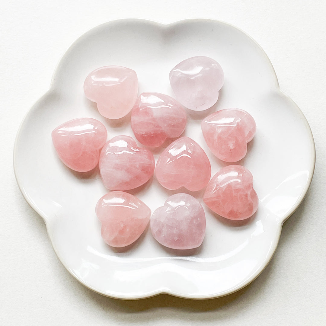 rozenkwarts liefde roze hart edelsteen