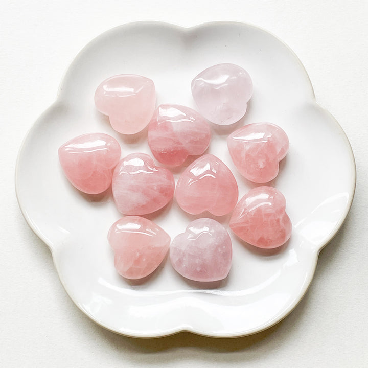 rozenkwarts liefde roze hart edelsteen