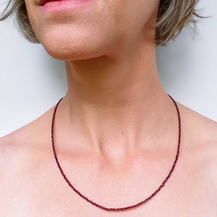 granaat edelsteenketting kralenketting edelsteen ketting facet gefacetteerd juwelen sieraden edelstenen