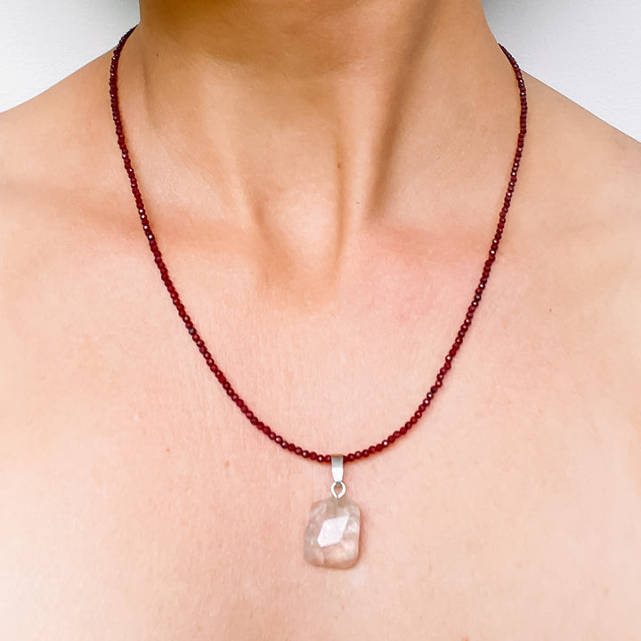 granaat edelsteenketting kralenketting edelsteen ketting facet gefacetteerd juwelen sieraden edelstenen