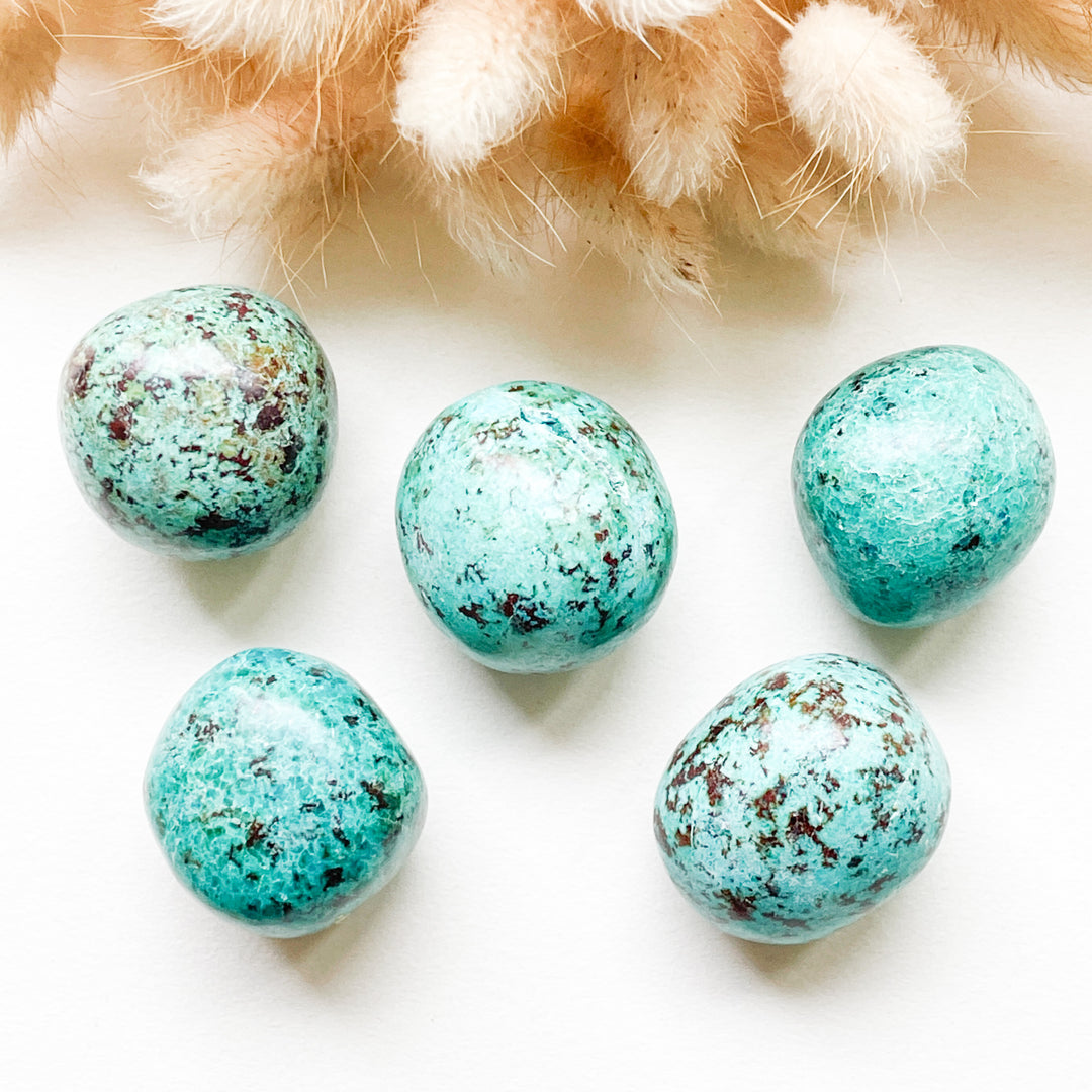 chrysocolla groen blauwe knuffelsteen trommelsteen edelsteen