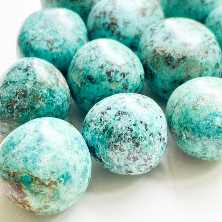 chrysocolla groen blauwe knuffelsteen trommelsteen edelsteen