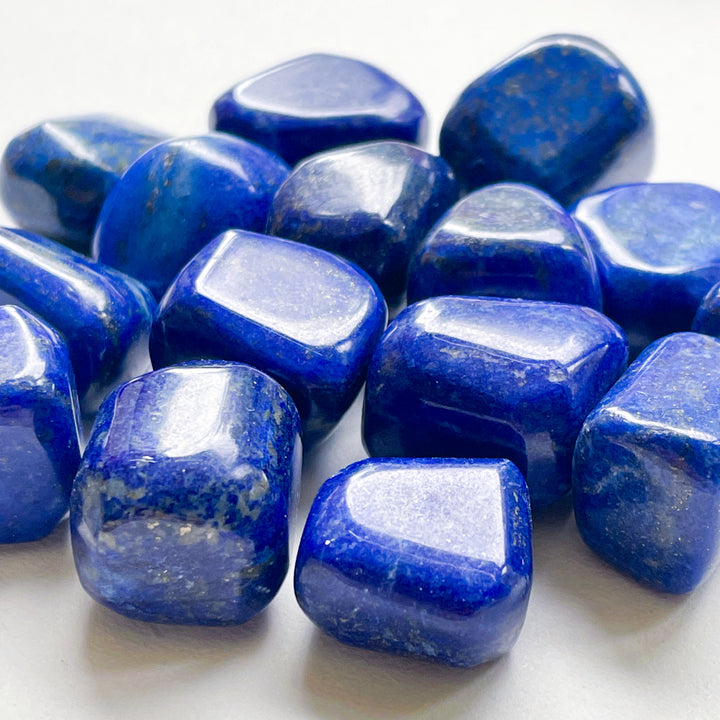 lapis lazuli pyriet knuffelsteen gepolijst trommelsteen edelsteen